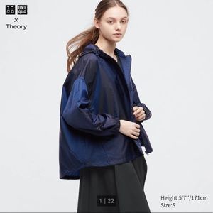 Theory x Uniqlo waterproof parka with hood, size XXS/XS, NWT